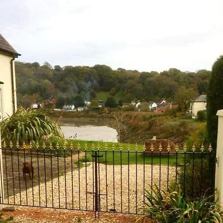 Quaint Little Guest Suite With Private Parking Newport  Luaran gambar